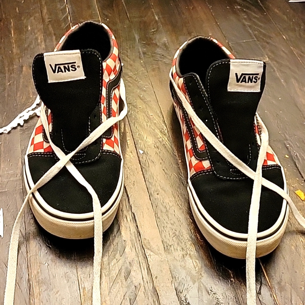 Running white checkered vans